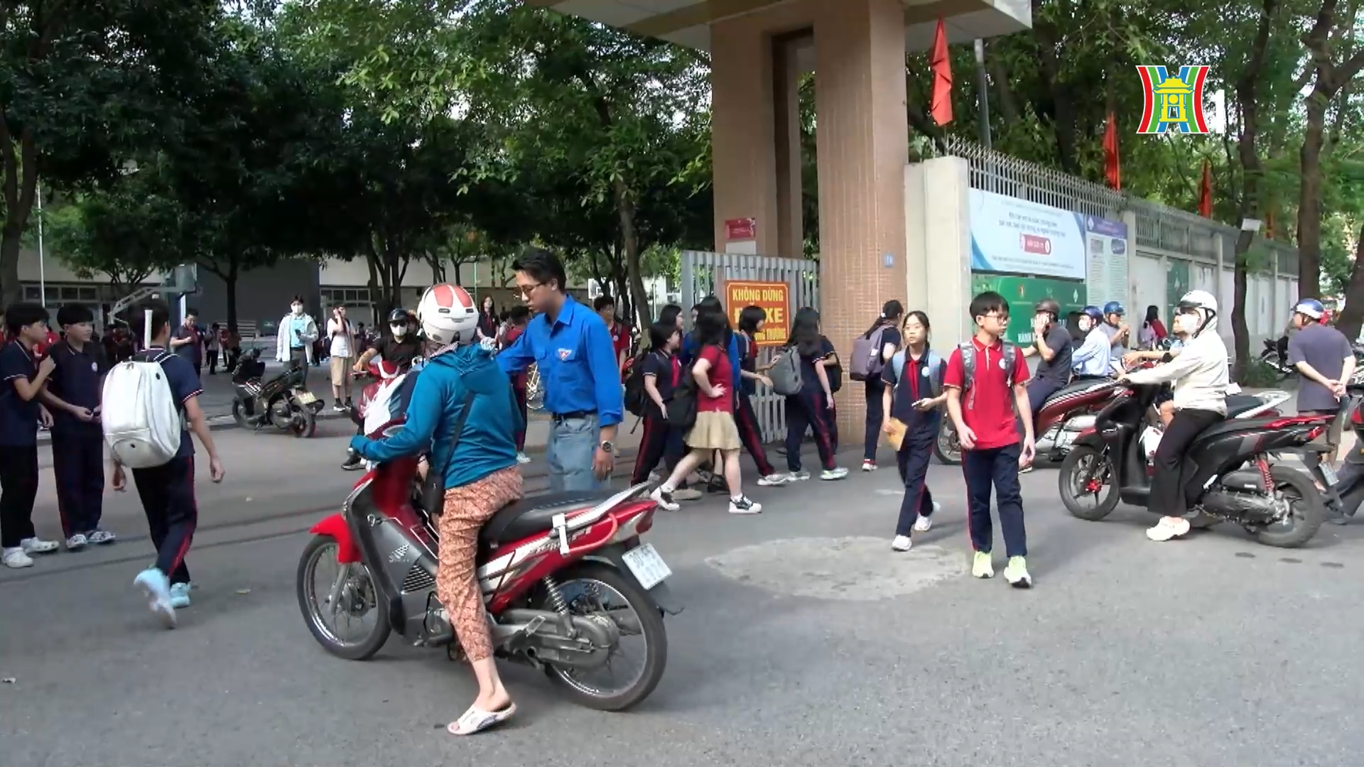 Sắc xanh hạ nhiệt điểm nóng giao thông